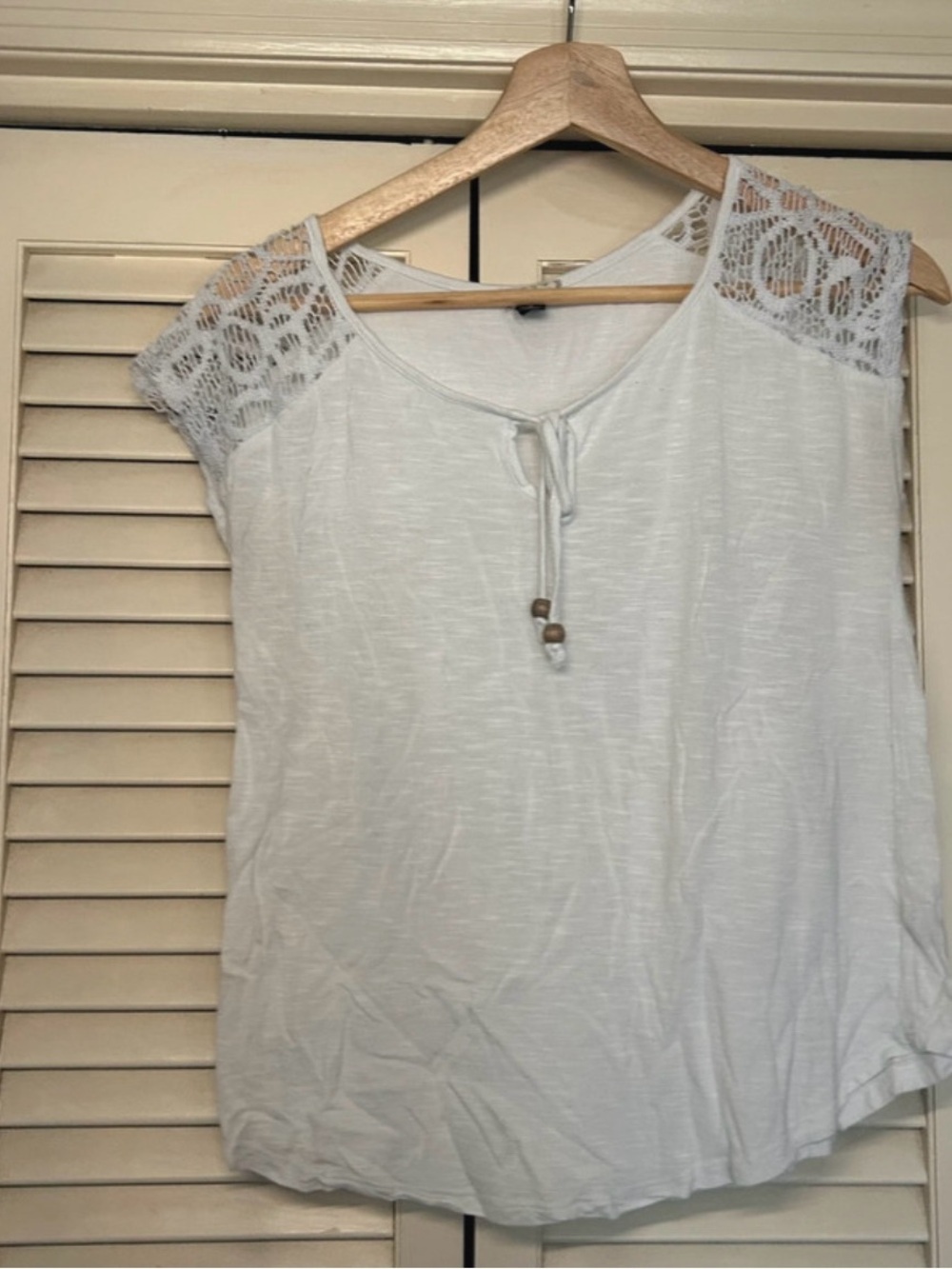 Eyeshadow White Lace Tie Front Top Size Small Feminine Boho Coquette